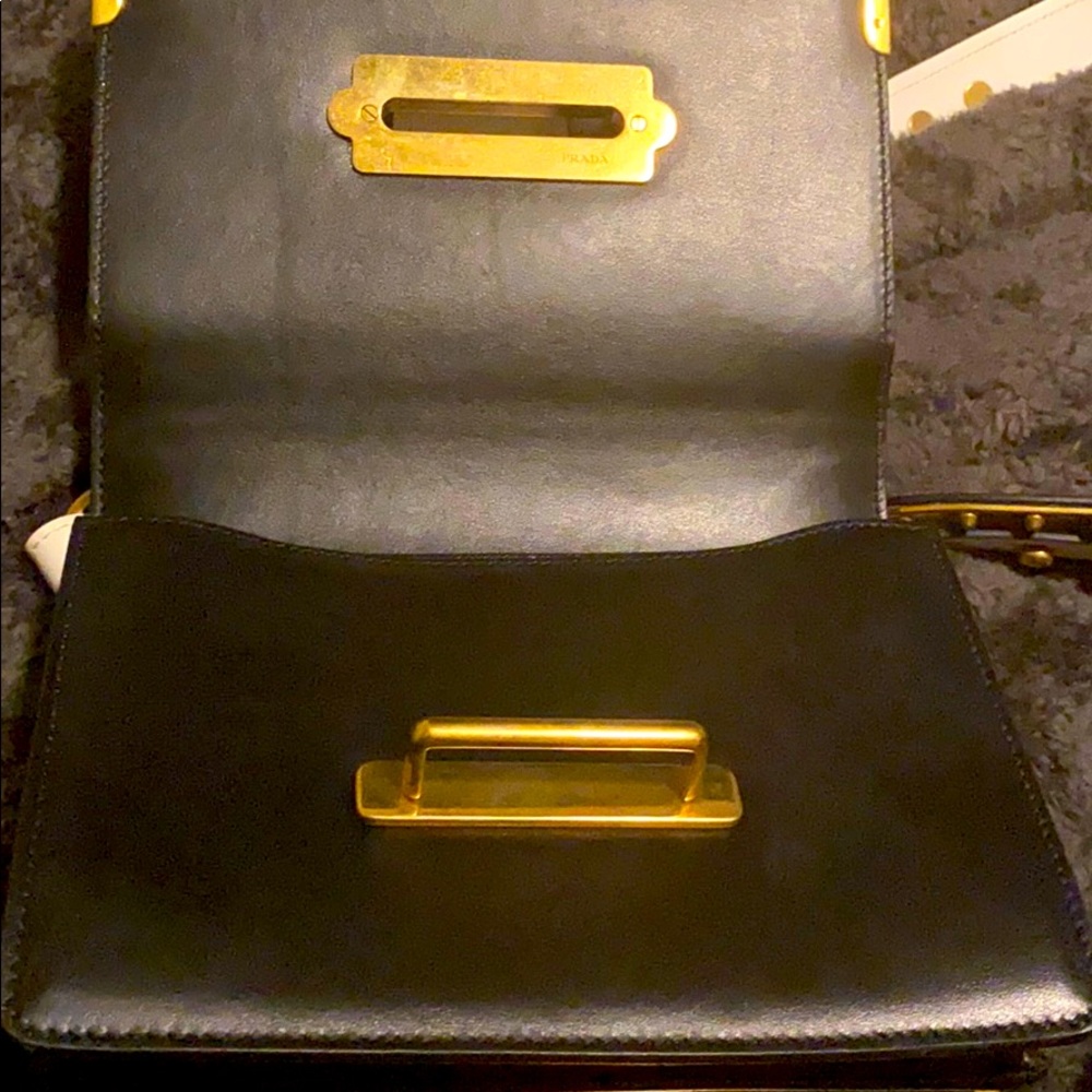 New Limited-edition Prada bag - Picture 4 of 6